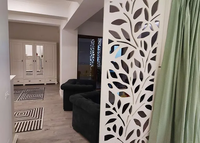 Yellow 18 Apartment Constanţa